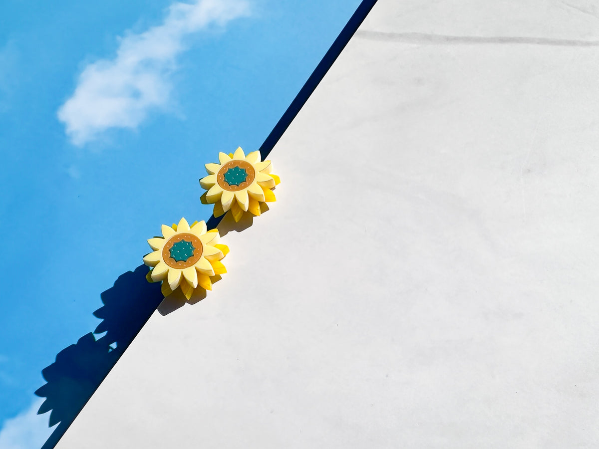 Sunflower Stud