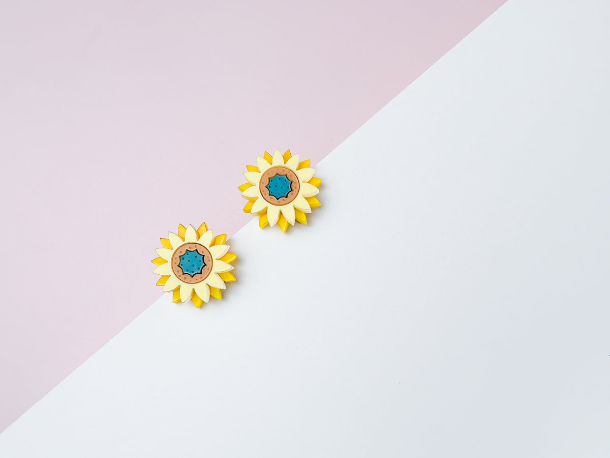 Sunflower Stud