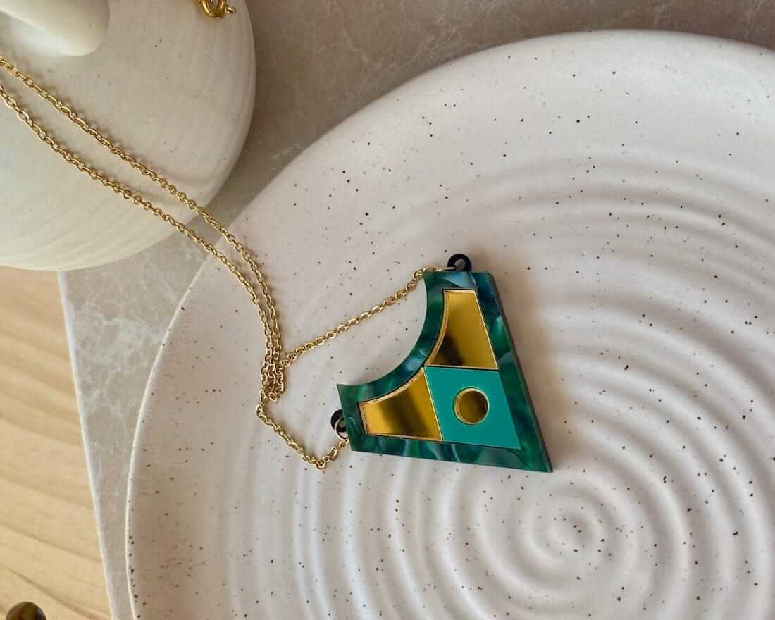 Atzi Necklace Little Geraldine Green and Gold