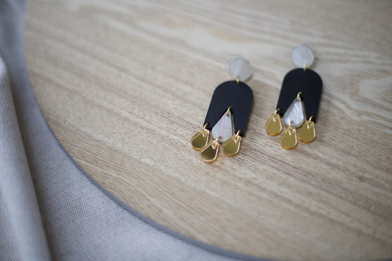 Medium Dangles
