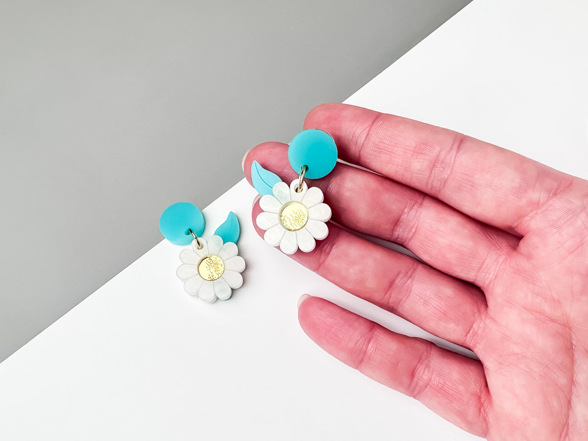 Daisy Dangle