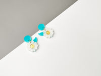 Daisy Dangle