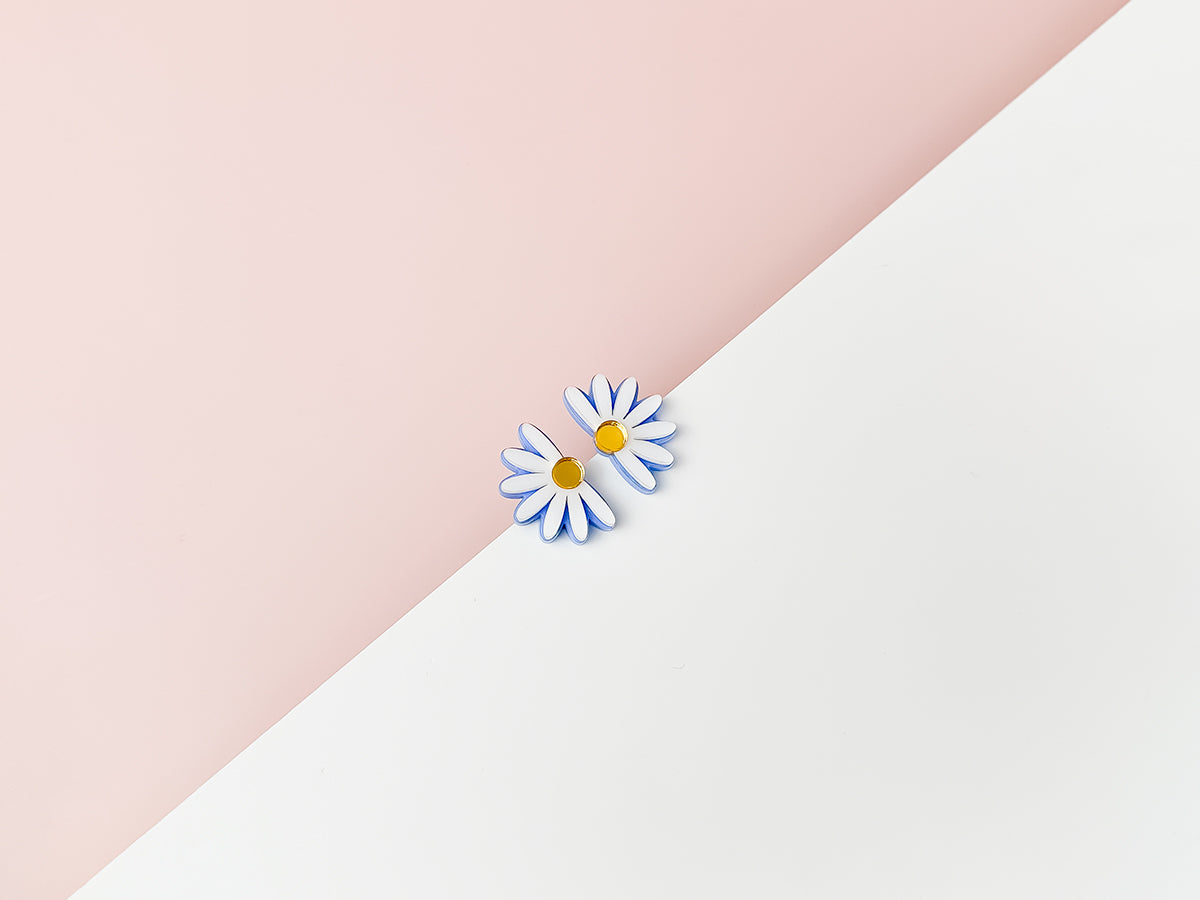 Daisy Stud