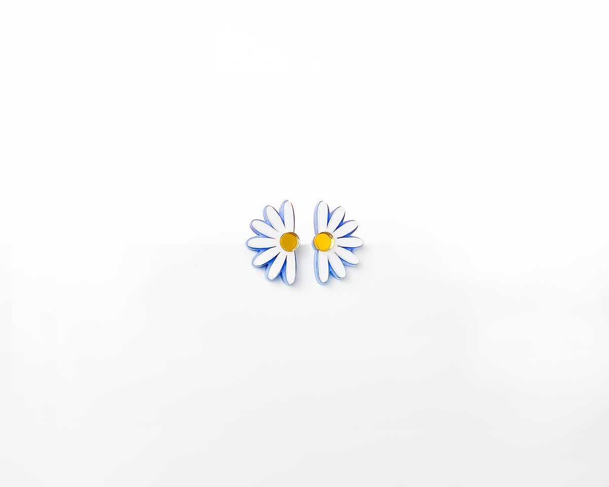 Daisy Stud