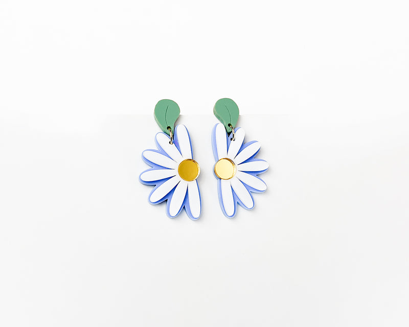 Daisy Statement Dangle