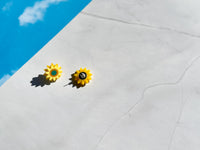 Sunflower Stud