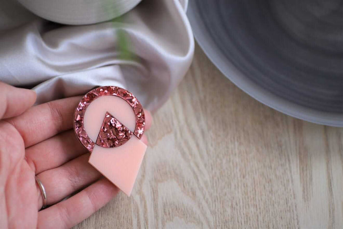 Inverted Brooch Little Geraldine 